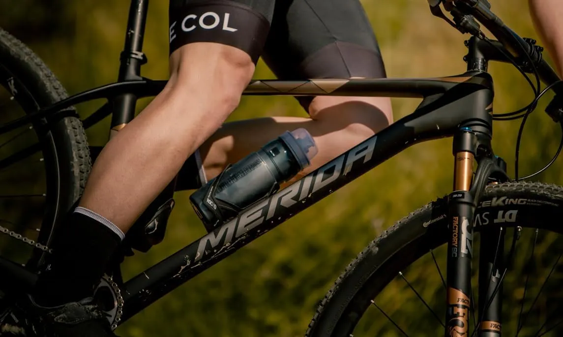 Elite Rocko Carbon Mat Bottle Cage